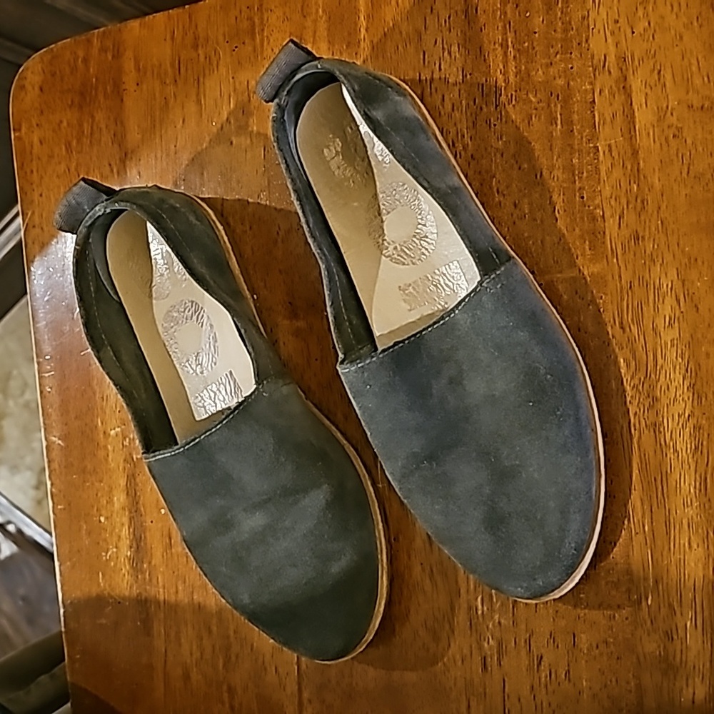 Sorel Ella leather waterproof slip on shoe
